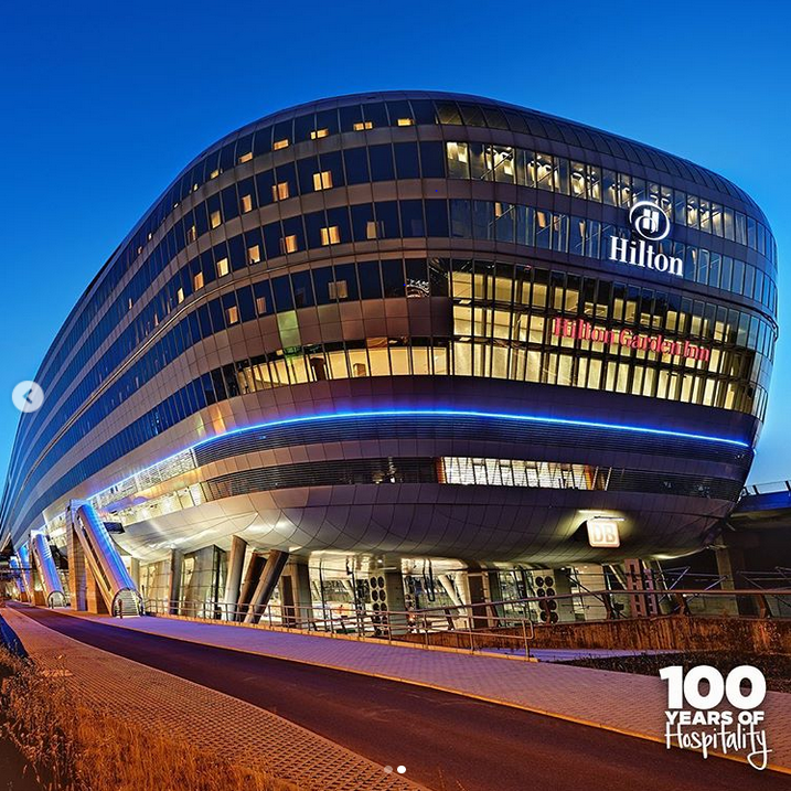 Is it a bird? Is it a plane? No, it's Hilton's airport hotels! ✈️ From the first of its kind back in 1959 to today's stunning @hiltonfrankfurtairport we've always been on the cutting edge of innovation and design.  #Hilton100

@Hiltonnewsroom
@Hiltonhotels
@Hiltonhonors