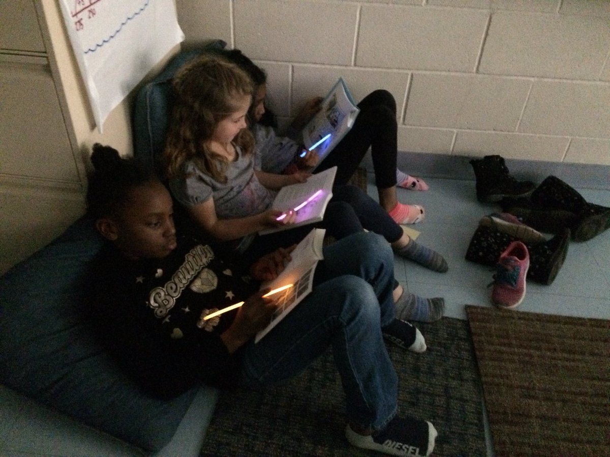 The glowing readers of Room 30 💡📚