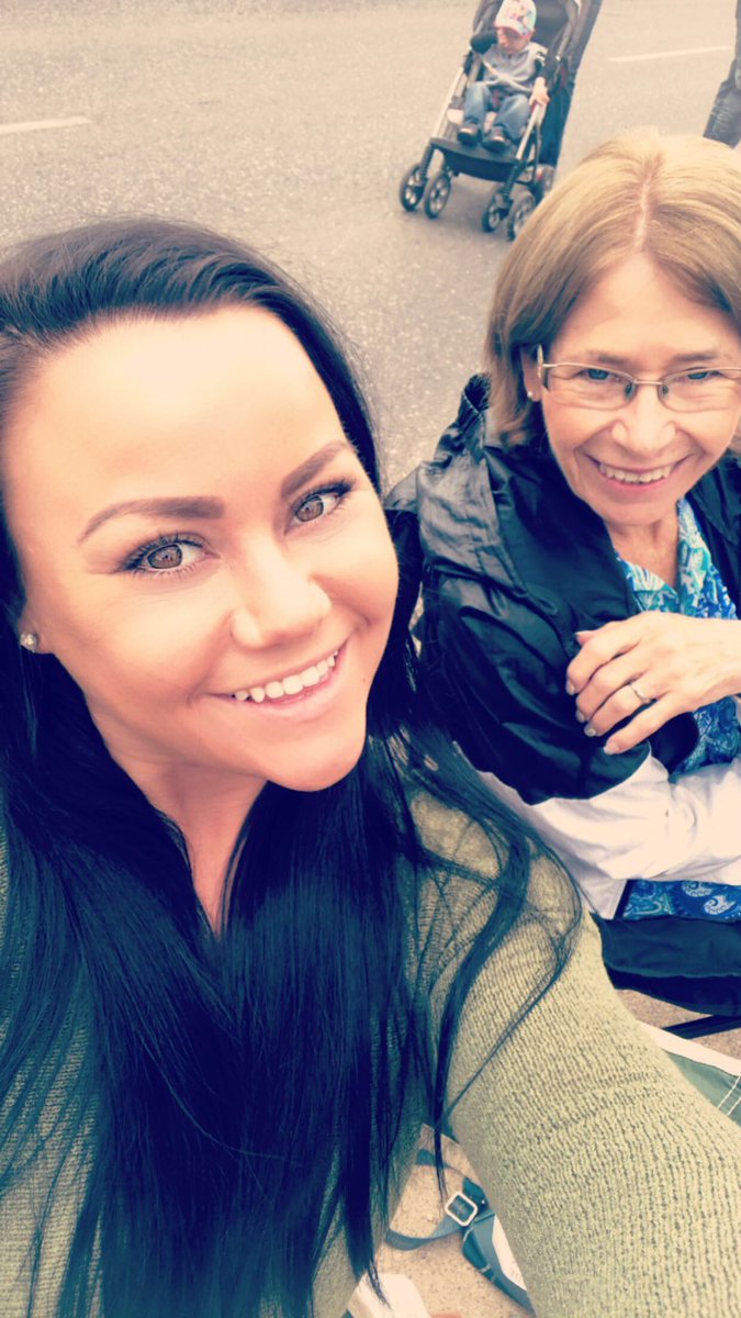 JJanisC's tweet photo. Shoutout to all the Mommas! #HappyMothersDay https://t.co/ZBJDuY6JUz