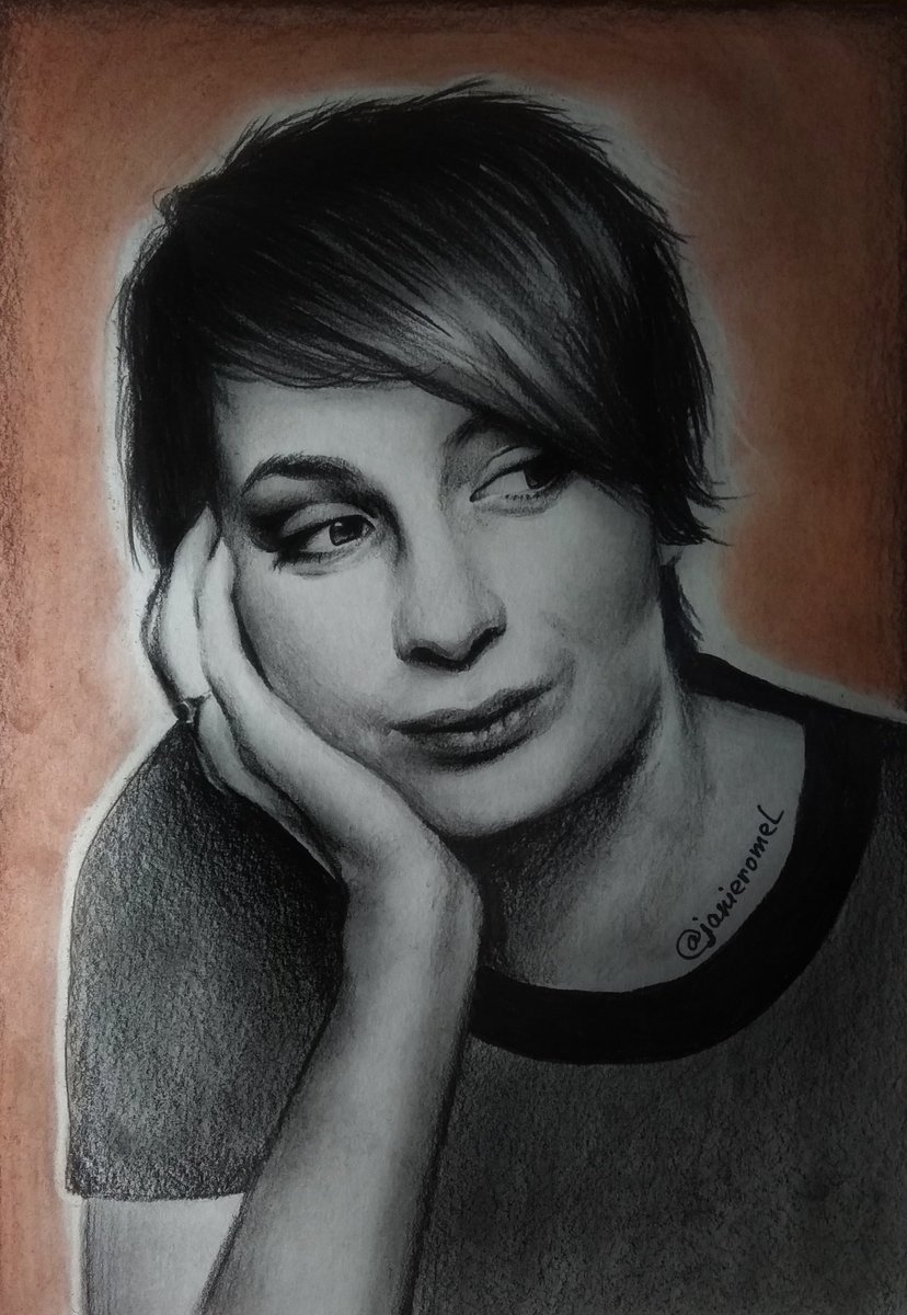 My new portrait of <a href="/feliciaday/">Felicia Day🇺🇸</a> 😍

I saw <a href="/CastielsAngels7/">Castiel’s Angels</a> beautiful portrait of Felicia and just decided to draw her too ♥️

I hope you'll like it🤗 Wish I could meet you one day and become your friend 😍🤗
