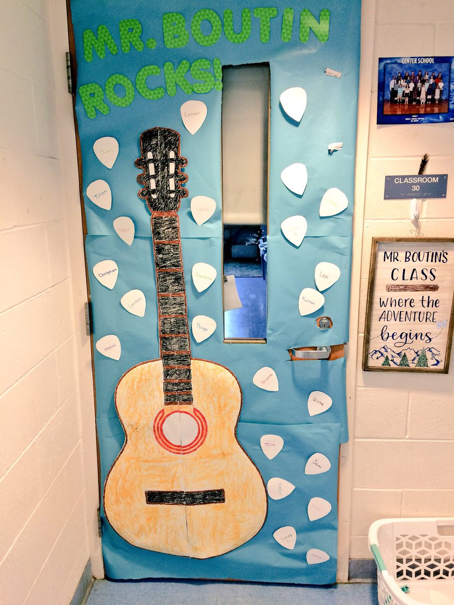 Thank you <a href="/PTOCenter/">Center School PTO</a> for this door decoration! You rock! 🎸#ellingcen