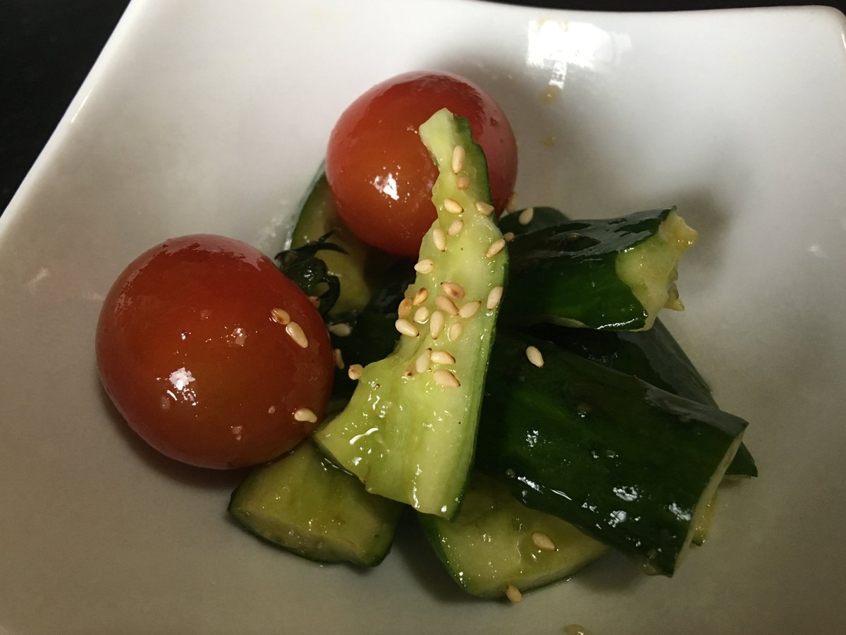 ななせなつひ 夏場にさっぱりと食べられる きゅうりの中華風 のレシピです きゅうり 1本 適当な大きさにする 醤油 おおさじ1 砂糖 おおさじ1 酢 おおさじ1 ごま油 おおさじ1 ごま お好み 指でつぶす 調味料をしっかり混ぜて5分 10分ほど漬ける ななせなつひ 夏場にさっぱりと食べられる きゅうりの中華風 のレシピです きゅうり 1本 適当な大きさにする 醤油 おおさじ1 砂糖 おおさじ1 酢 おおさじ1 ごま油 おおさじ1 ごま お好み 指でつぶす 調味料をしっかり混ぜて5分 10分ほど漬ける