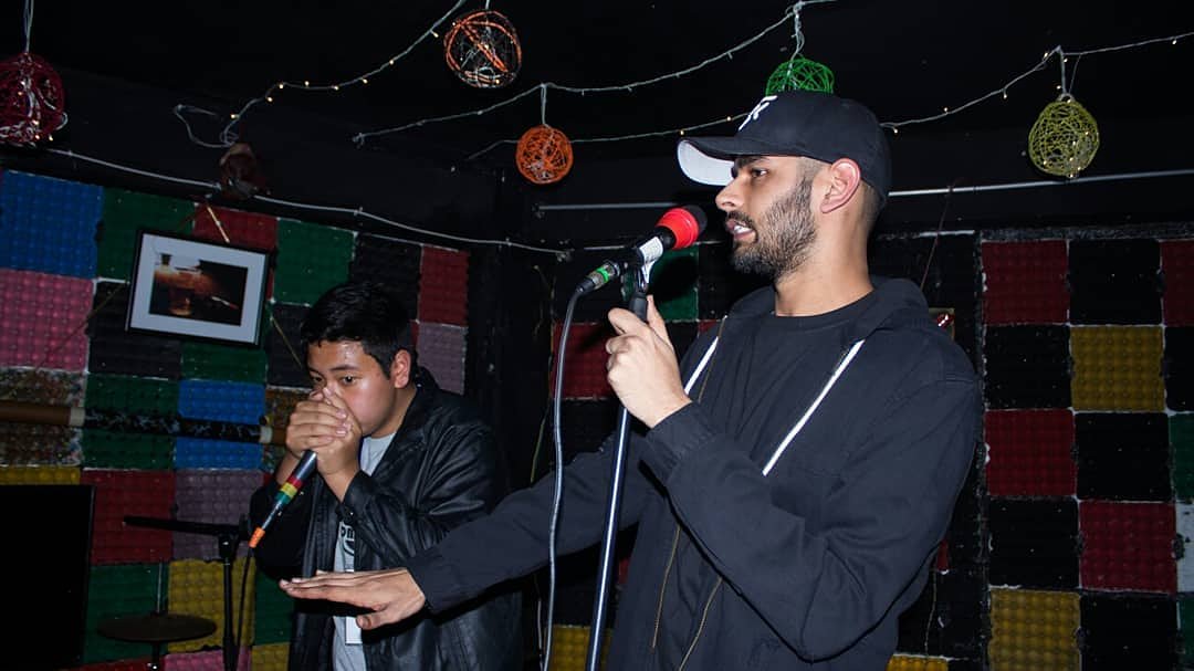 hubdubofficial's tweet photo. Throwback to Mox Party. (I Don't Remember Which Year) @MoasanenJamir @thisisenkore @hubdubofficial
.
#photooftheday #photography #concertphotography #concert #gig #hiphop #beatboxing #music #shillong #photographer #HubDub #hubdubofficial #Hiphopmusic #hiphopbeats https://t.co/1ziGI3Oskz