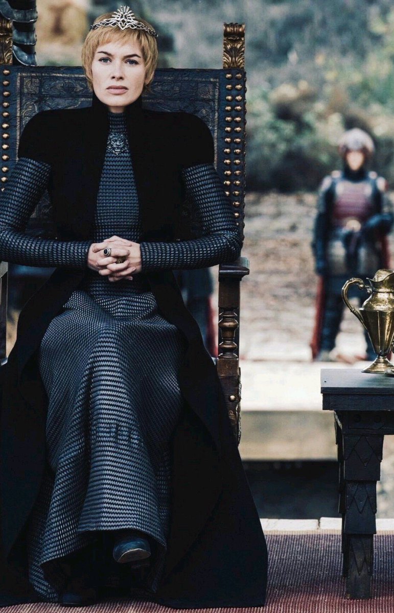 Jose_Pedro1997's tweet photo. #GameOfThrones #GOTFinale siempre seran nuestra reinas tanto Cersei como daenerys ahora solo queda sansa. Viva la reina del norte https://t.co/1CZt6OjcLW