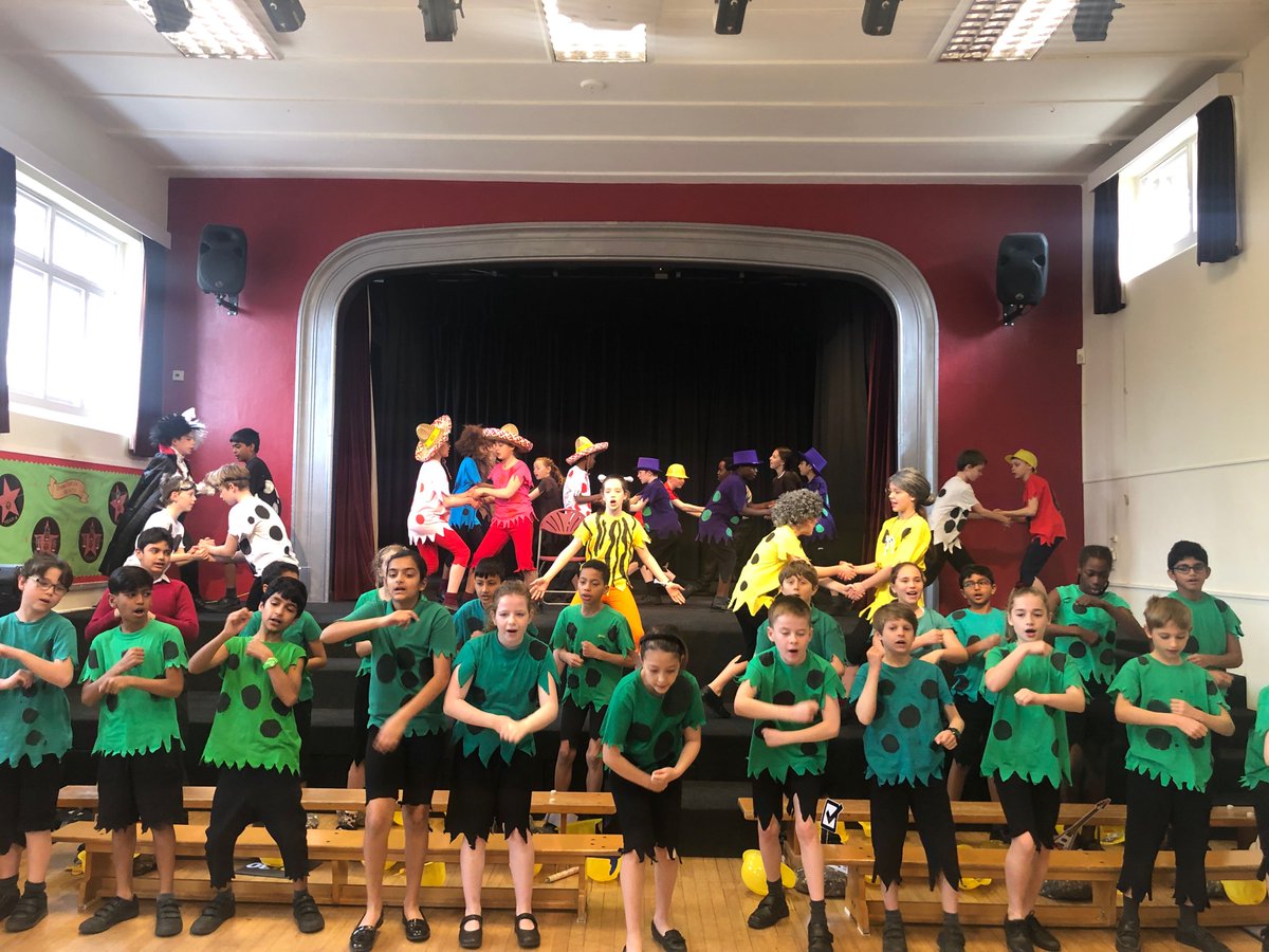 EdgeGrove's tweet image. Delighted with this #localcoverage for our recent &apos;Rock Bottom&apos; theatre production. watfordobserver.co.uk/news/17645261.… #stoneage #beconfident #drama