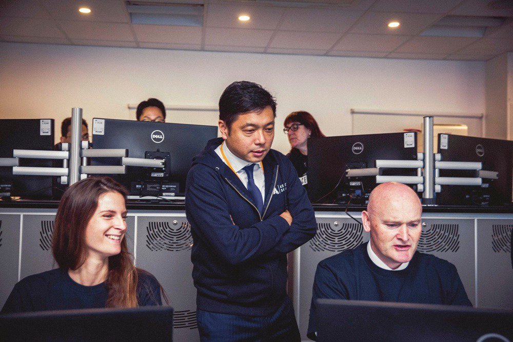 JapanGov's tweet image. Have you ever heard of a Japanese entrepreneur who is taking on the challenge to removing #SpaceDebris? Meet Mitsunobu Okada, Founder and CEO of Astroscale, with our #WeAreTomodachi:  bit.ly/2LGZHLE #SpaceDevelopment