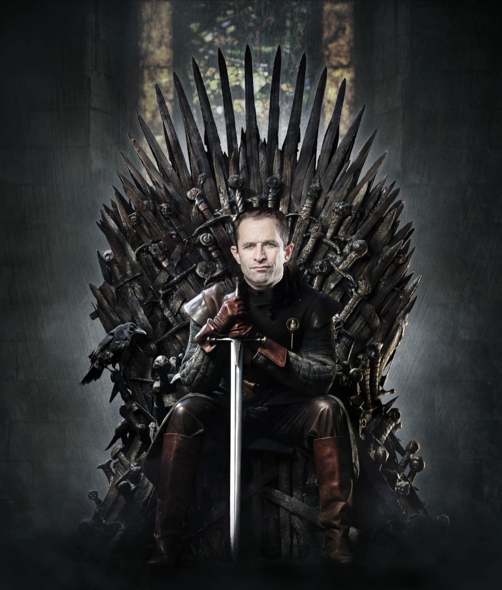 Generations17e's tweet photo. Ce matin au métro Brochant, tractage spécial pour les #Européennes2019 et #GameOfThrones !! On connait celui qui remportera le trône de fer le #26mai 😉

 #springiscoming 
#PrintempsEuropéen 
@GenerationsMvt @benoithamon https://t.co/eAjgamZca2