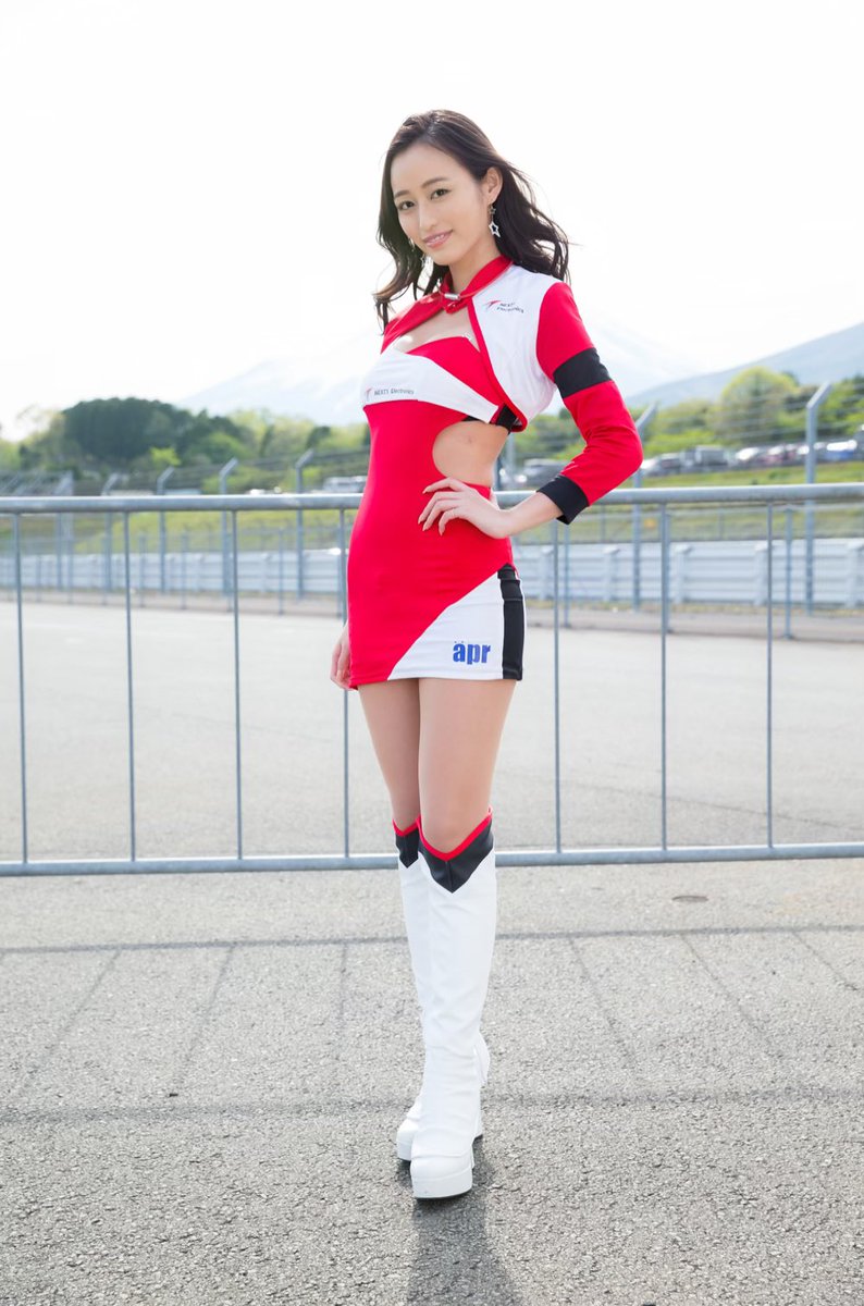天野ちよ 皆さんもう投票してくれたかな 毎日投票よろしくお願いします ໐ T Co Llxxubi9vw 天野ちよ レースクイーン大賞新人部門 T Co Snnzglmnus Twitter