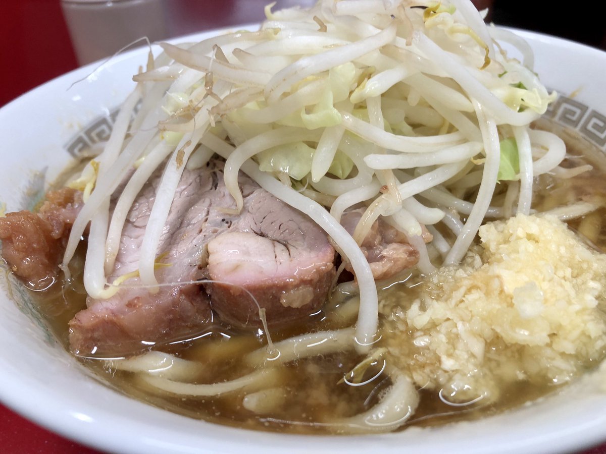 雑 みつる Twitterren ラーメン二郎 越谷店 越谷 小ラーメン 麺少なめヤサイ少なめニンニク 昨日から喉が痛くて風邪っぽいので治療も兼ねて2度めの越谷店へ 相変わらずメチャ旨ですわ 更にニンニク効果で風邪ちゃん今日でsay Good Bye 吉川ひなの 醤油ラーメン 雑 みつる Twitterren ラーメン二郎 越谷店 越谷 小ラーメン 麺少なめヤサイ少なめニンニク 昨日から喉が痛くて風邪っぽいので治療も兼ねて2度めの越谷店へ 相変わらずメチャ旨ですわ 更にニンニク効果で風邪ちゃん今日でsay Good Bye 吉川ひなの 醤油ラーメン