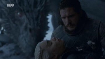 “Tres traiciones conocerás”
Una por sangre
Otra por oro
Y otra por amor
#GameOfThrones