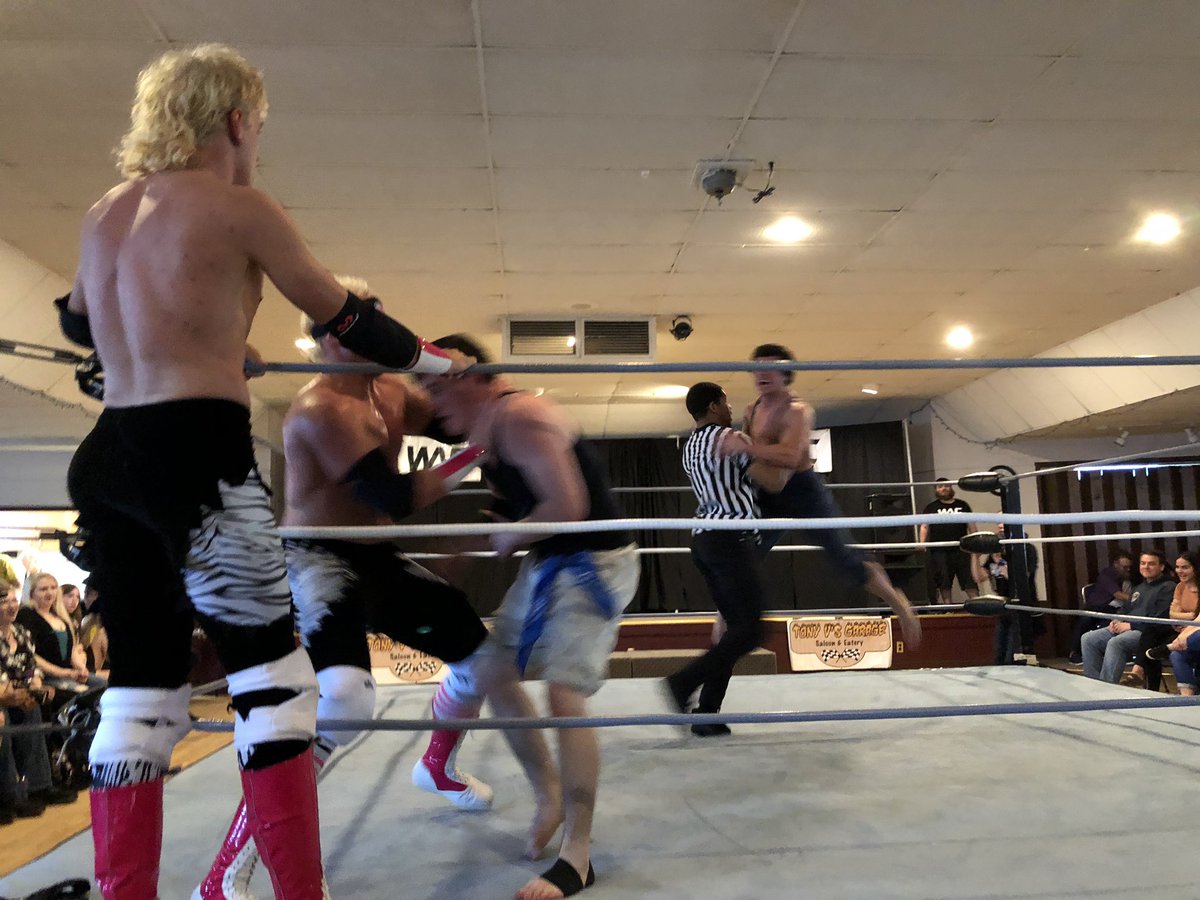 ShanzDev's tweet photo. The Strays arrived ready to rumble! @thejudasicarus @ImThatTylerGuy vs 4 Minutes of Heat @rockinrickyg @eddiefnpearl #WACMusic @WithoutACauseWA #ShanzOutAndAbout some moments better unsaid and left at the venue ( it involves feet ) what happens in Everett, stays in Everett? ππ€¦ββοΈ https://t.co/NpjuuloCPd