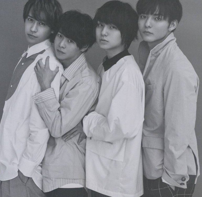 HeySayJUMP　非売品　ポップ　山田涼介　有岡大貴　伊野尾慧　中島裕翔 41+5LdYQcTL._AC_SY200_QL15_.jpg