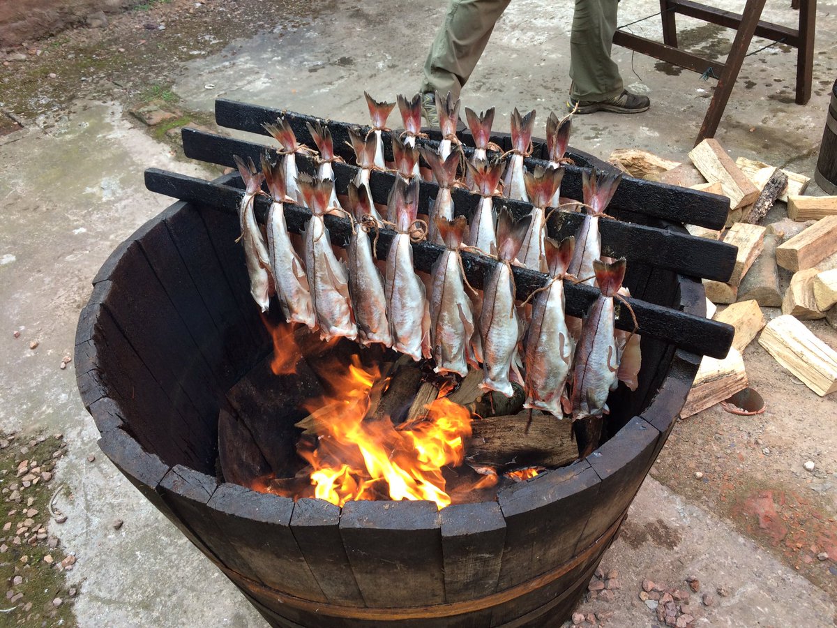 PortSeafoodFest's tweet photo. #ThePortsmouthseafoodfestival 

Bringing the very best in #seafood to @GunwharfQuays 

28th 29th 30th June. 

@IainRSpink #arbroathsmokies https://t.co/S138ReDr2P