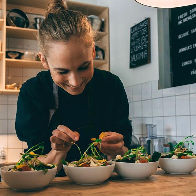 Dear customers💚🌼
An other busy week for us at <a href="/ljungbaker/">Ljung & Baker</a> 
We are fully booked with Catering’s this week, therefore we will be closed for regular lunch service at our restaurant 🌱
📸 @duffie808 
#ljungbaker 
#ljungbakercatering 
#bonmeq 
#skrapan 
#st… bit.ly/2JNGJjS