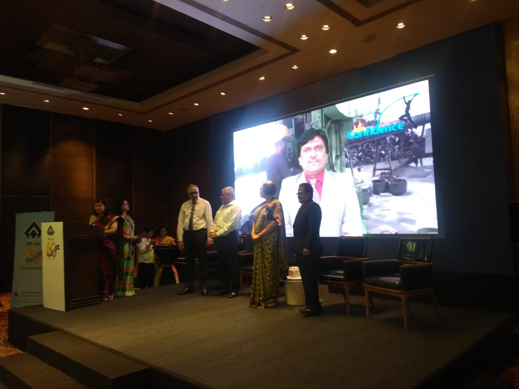CPILofficial's tweet photo. We are highly privileged that we are a happy customer of @Sailsteel. We are honoured be felicitated from SAIL. We hope that this partnership remains long lasting.
#SAILCustomerFelicitationMeet2019 #Confidencepetroleumindialtd #confipetro #gogas #gogaselite https://t.co/TNUXK4d6ED