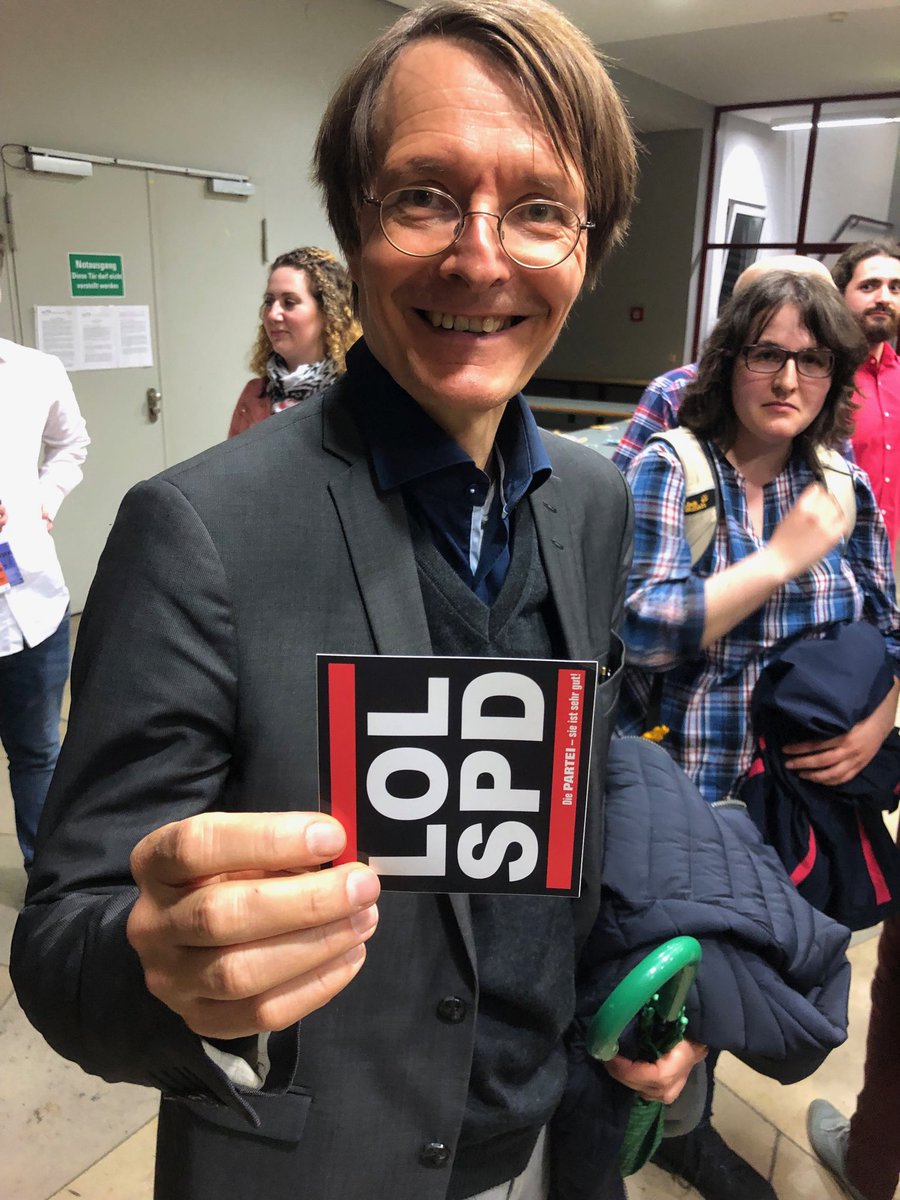 Gestern nach der Podiumsdiskussion mit Karl ⁦<a href="/Karl_Lauterbach/">Prof. Karl Lauterbach</a>⁩ ... lel