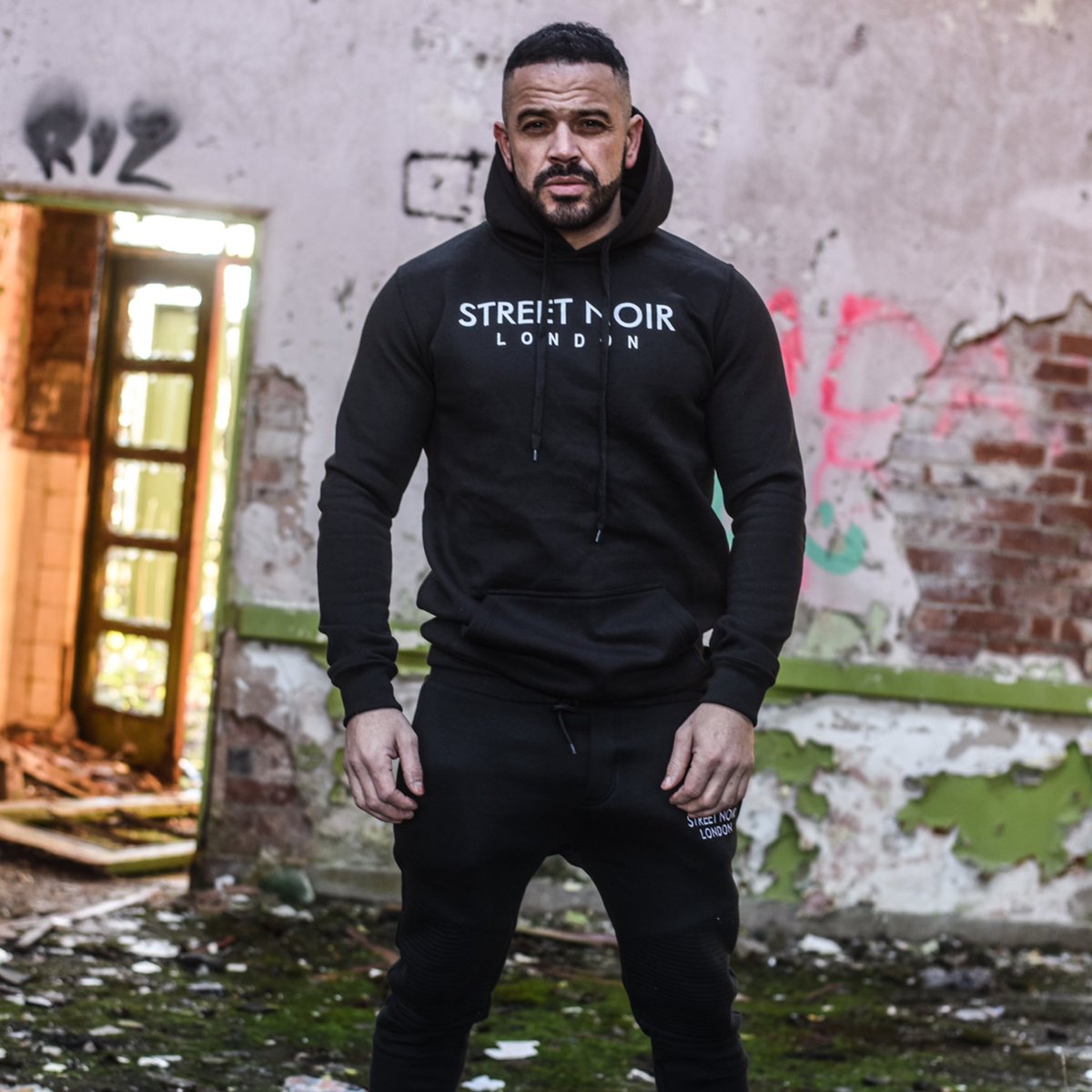 StreetNoir's tweet photo. Essential Hoodies
*
*
#fashionrevolution #streetnoir #sncorp #snarmy #ethicalfashion #streetwear #streetfashion #instafashion #casual #urbanwear #sweatshirt #streetstyle #NOIRGANG https://t.co/AzviID02FQ