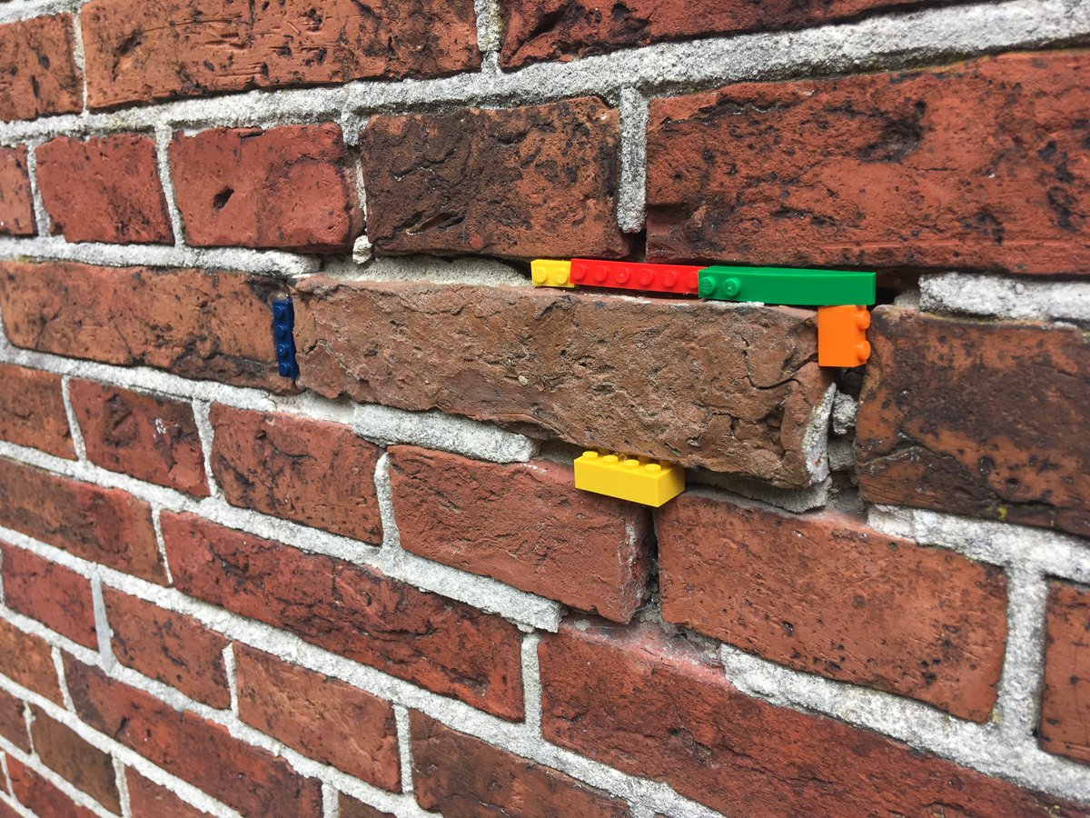 JongerenTopNL's tweet photo. Ook via @rtvnoord aandacht voor de 'Legodarische' actie. Doe je ook mee? Laat een foto of filmpje achter met #legodarisch en laat je stem horen! 
https://t.co/GN6VhkPlE7 https://t.co/pFHpPIG5lA