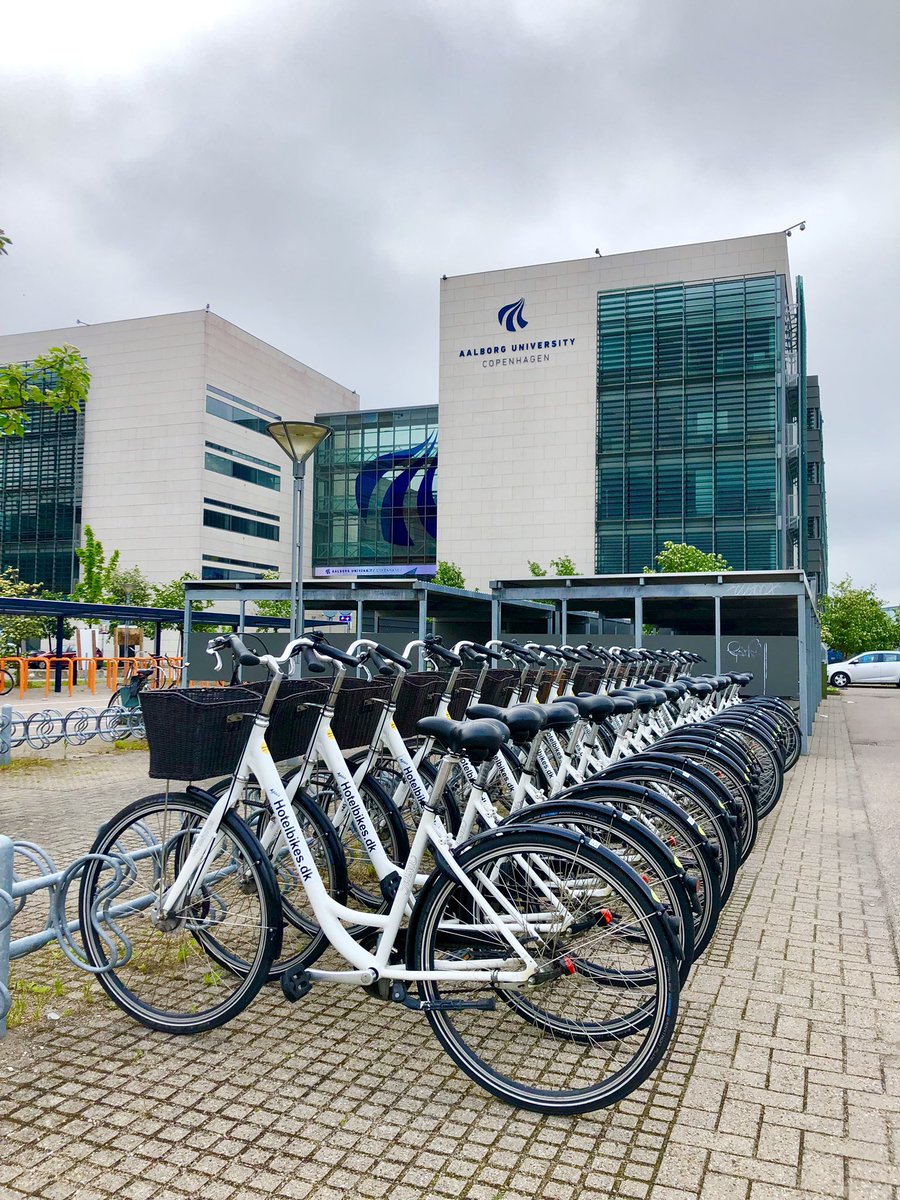 avelezig's tweet photo. De regreso al salón de clases  #BikeableCityMasterClass #Copenhagen 🇩🇰 #AalborgUniversity @bicivikingo https://t.co/D59iPqyRzM