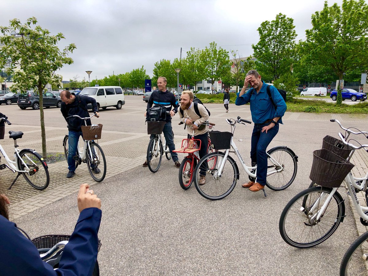 avelezig's tweet photo. De regreso al salón de clases  #BikeableCityMasterClass #Copenhagen 🇩🇰 #AalborgUniversity @bicivikingo https://t.co/D59iPqyRzM