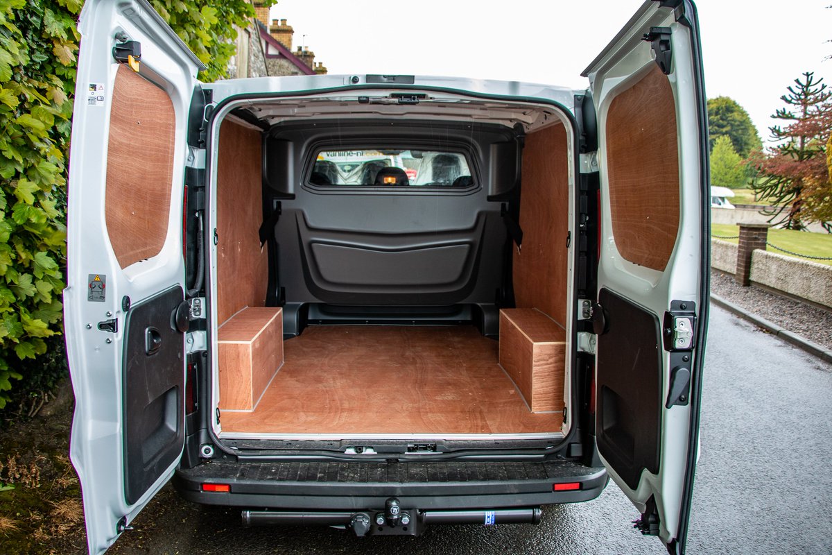 VanLineNI's tweet photo. Vauxhall Vivaro L2 Double Cab fitted with our Hi-Grade CNC cut plyline kit and @TowTrustTowbars flange towbar with 12N 7pin towing electrics.

https://t.co/DnzaenVL6s

#vauxhall #vivaro #renault #trafic #nissan #nv300 #fiat #talento #plyline #towbar #van https://t.co/oQkrYCLBcx