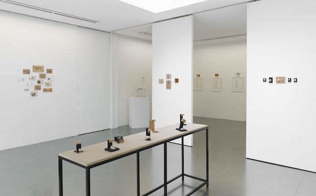 Galerie Loevenbruck, Paris, is hosting Jean Dupuy’s “Oh! What? Here.” showcasing anagrams
enit.blouinartinfo.com/news/story/366…
#blouinartinfo #blouin #artinfo #GalerieLoevenbruck #Paris #JeanDupuy