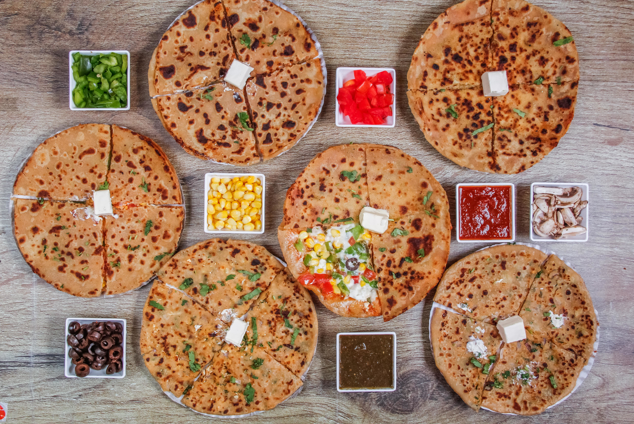 Is this scorching heat preventing you from stepping outside? Order our Zomato and gorge on the delicious parathas...
zomato.com/ncr/restaurant…

#HurrysParatha #HurryForHurrys #paratha #food #foodie