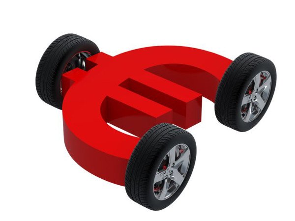 Auch wenn ein #Handwerker länger als 48 Monate auf einer #Baustelle eingesetzt ist, wird das nicht unbedingt zu seiner ersten #Tätigkeitsstätte. Er kann #Fahrtkosten und #Verpflegungskosten geltend machen. bit.ly/2HEeLEz Foto: © rook76/123RF.com