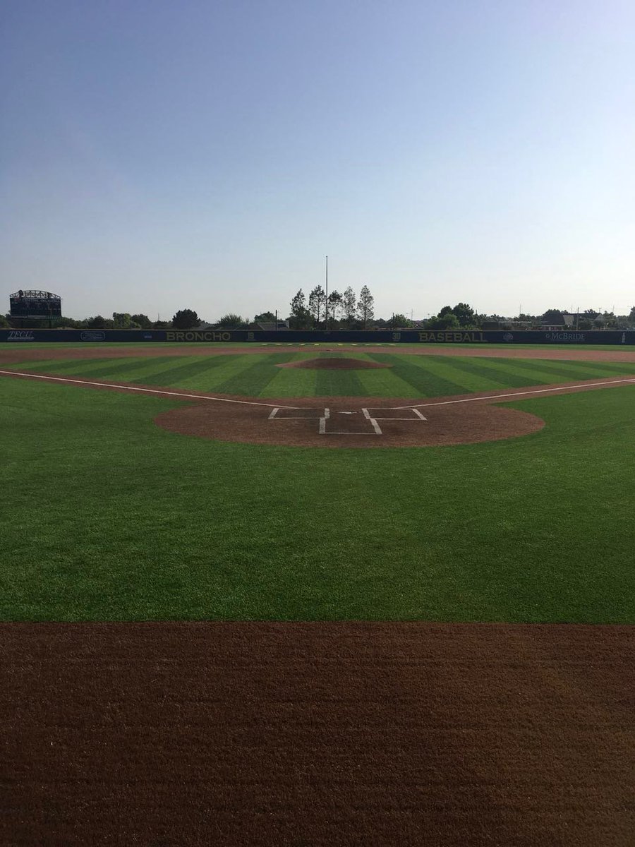 🙌 It’s finally that time of the year! We get things started for the summer this weekend with the <a href="/FiveToolTexas/">✭Five Tool Texas✭</a> DFW Warm-Up and the <a href="/FiveToolMidwest/">Five Tool Midwest</a> Memorial Day Satellite Series.

Texas schedule: events.fivetool.org/events/five-to…

Midwest schedule: events.fivetool.org/events/five-to…

#WatchEm