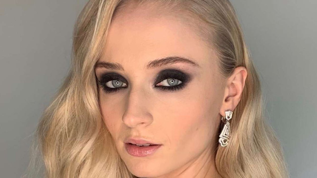 dna After Hrs (@dnaafterhrs) on Twitter photo #GameOfThrones star <a href="/SophieT/">Sophie Thornley</a> on the impact of extreme dieting: I stopped having my period for a year dnai.in/g7Q4 #GameOfThrones star <a href="/SophieT/">Sophie Thornley</a> on the impact of extreme dieting: I stopped having my period for a year dnai.in/g7Q4