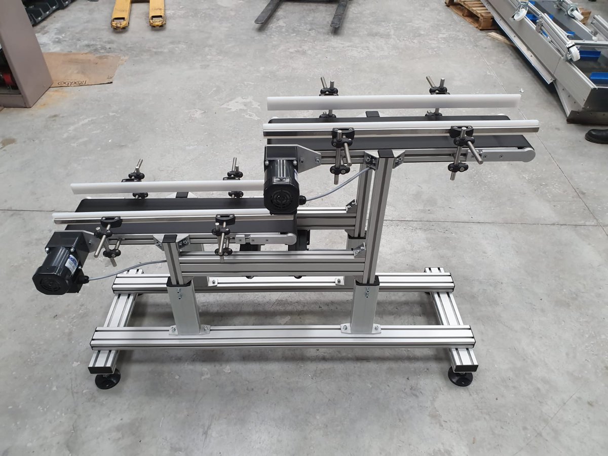 We like this ...a bit of a twist on our standard COB-40 belt #conveyor. Twin level with height adjustable stand plus twin inverter for separate speed adjustment. #EngineeringUK #mfg
