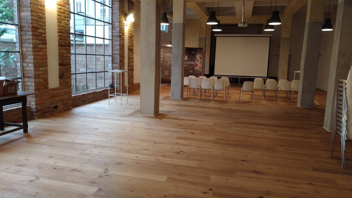 pma_lex's tweet photo. Nostalgische Gefühle beim Abbau der DACH Forschungswerkstatt mit @GPM_IPMA und @spm_ch.  Schön wie viel kreativer selbst Expert*innen sind, wenn sie in entspannter Umgebung mit interessanten Herausforderungen konfrontiert werden. So viele Denkanstöße! #Projektmanagement #IPMA https://t.co/3bOtf6TMKQ