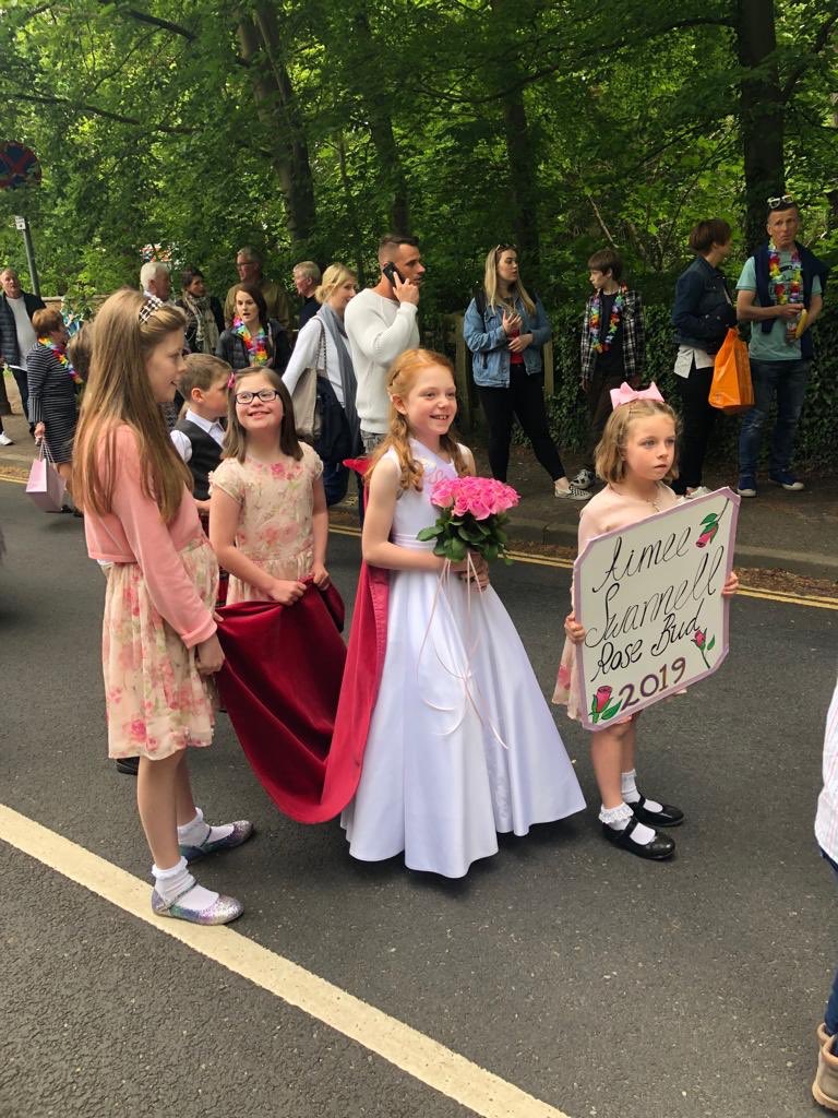 Dunham Rose Queen tweet media