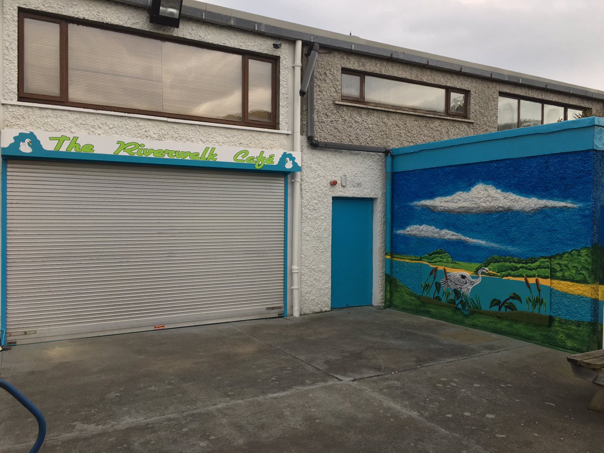 E_PhelanArt's tweet image. The Riverwalk Cafe, Wicklow. Three layered jigsawed sheets of ply, a dabba paint and some fake grass. #greyheron #jigsaw #art #layeredplywood #mural #wicklow #ireland #nature #natureart #birdart #painting #plywood #plywoodart #instaart #instaartist #shoutout #nature #bird #cafe