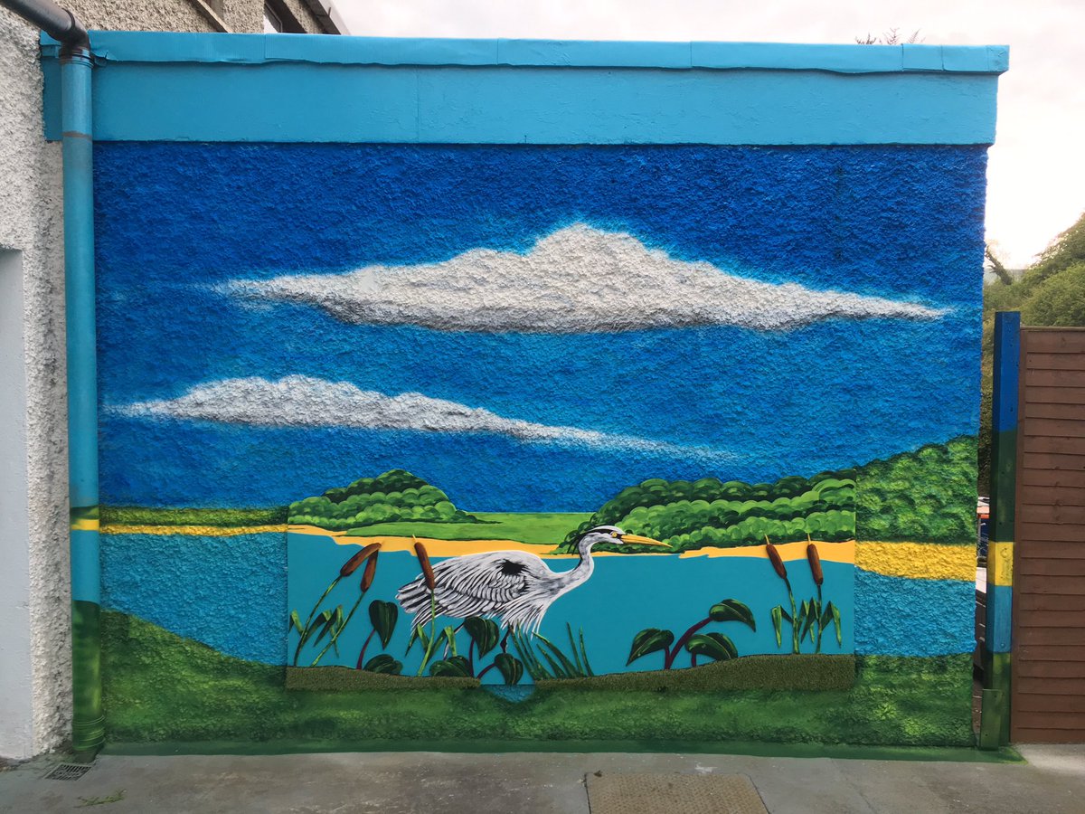 E_PhelanArt's tweet image. The Riverwalk Cafe, Wicklow. Three layered jigsawed sheets of ply, a dabba paint and some fake grass. #greyheron #jigsaw #art #layeredplywood #mural #wicklow #ireland #nature #natureart #birdart #painting #plywood #plywoodart #instaart #instaartist #shoutout #nature #bird #cafe