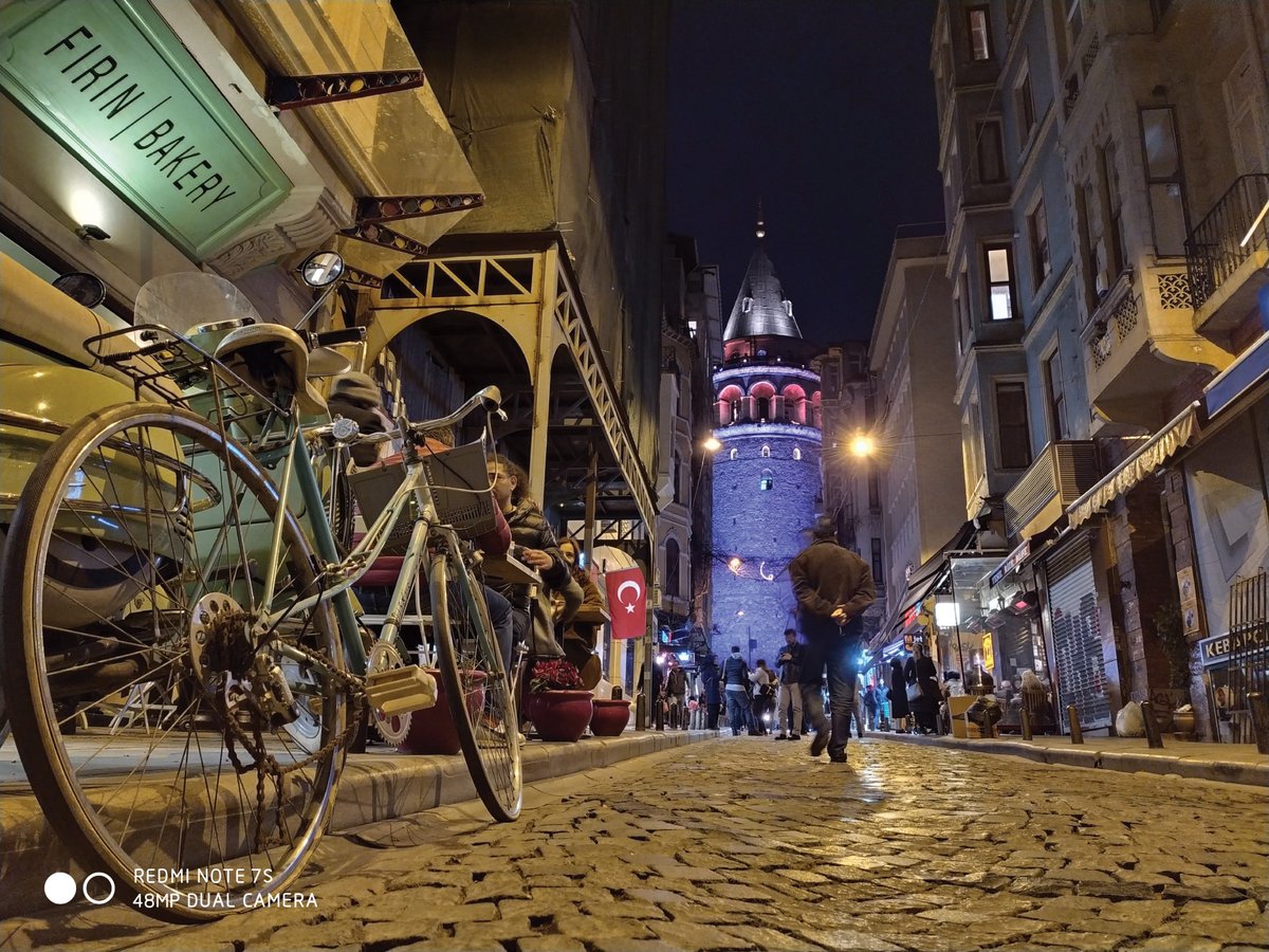 XiaomiIndia's tweet image. Introducing #RedmiNote7S
#48MPForEveryone: 
- 48MP+5MP AI dual rear camera  
- Qualcomm Snapdragon 660 AIE 
- Aura Design with dual Corning Gorilla Glass 5  
- 4000mAh battery  
₹10,999 (3+32GB), ₹12,999 (4+64GB)
Sale: 23rd May on mi.com, Mi Home, &amp;amp; @Flipkart.