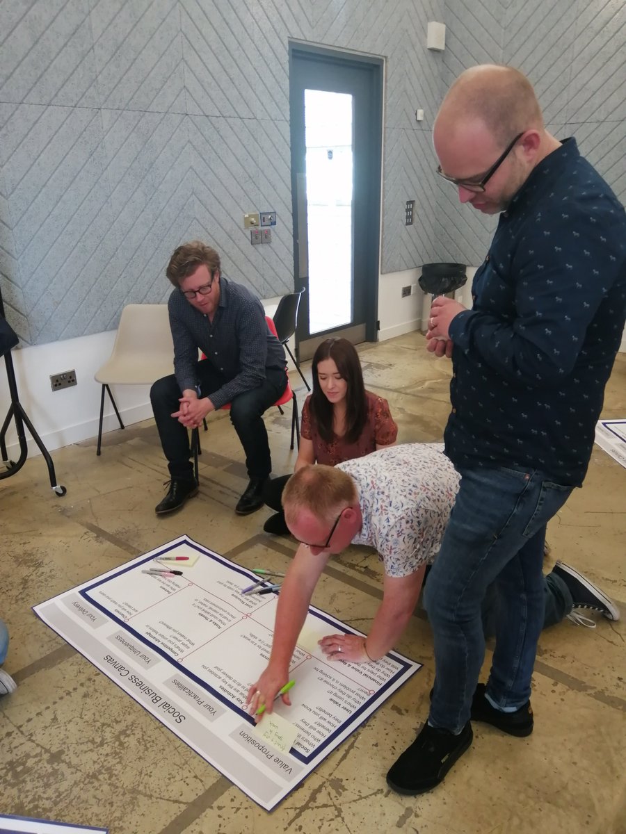 AmplifyNI's tweet image. We're still buzzing from the kick off of #AmplifyAccelerator, funded by @TNLComFundNI.  We have a fantastic group of passionate people this year, and are excited to see how their ideas for positive social change develop 😀  #PeoplePowerNI @the_young_fdn