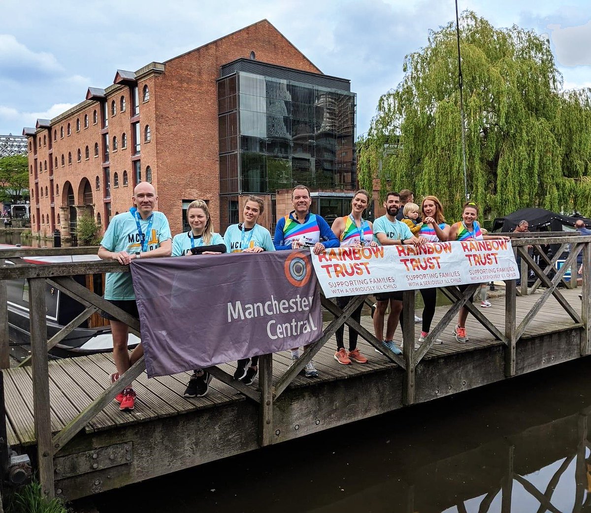 A massive WELL DONE to our 'Manchester Central Running Club' who completed the Manchester <a href="/Great_Run/">Great Run</a> yesterday in aid of our charity of the year <a href="/RainbowTrustCC/">Rainbow Trust Children’s Charity</a>! 🌈

We've heard that they all achieved a personal best time too - congrats! 🙌🏼
