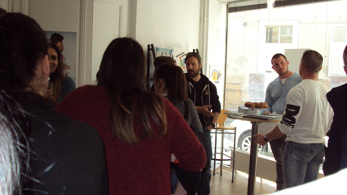 MLChalons's tweet photo. Retour sur la Rencontre du 16/05 sur notre site de Sainte-Menéhould. Elle a permis à 10 jeunes de rencontrer des employeurs du territoire. Merci à #ArgonneProduction #5iConseil/#Print6 #LeBoisduRoy #FamillesRurales de Villers-en-Argonne et M. Bianchi, représentant des #Industries https://t.co/MffWcwXq9J