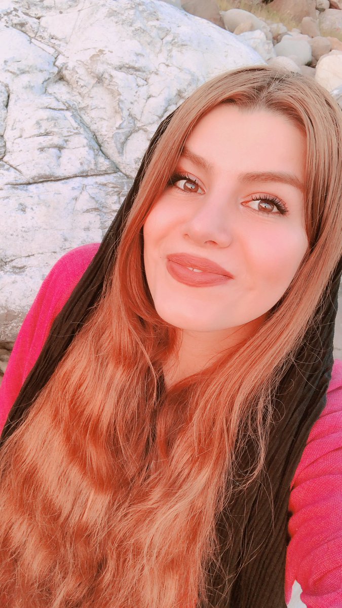 Azinejlalii's tweet photo. Beautiful faces are everywhere but beautiful minds are hard to find.

صورت هاى زيبا همه جا هستن، اما پيدا كردن ذهن هاى زيبا كار ساده اى نيست. https://t.co/pAffOh2UmD
