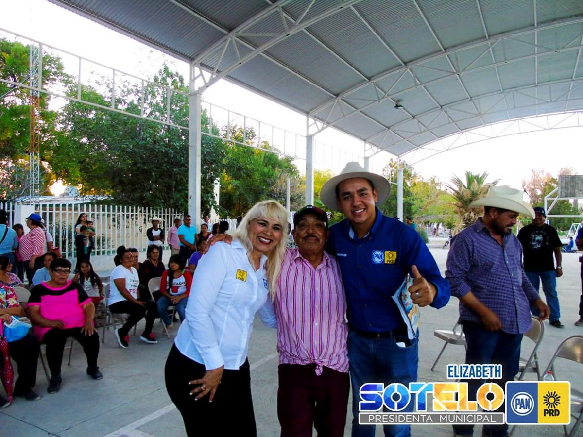94_manuels's tweet photo. Reconozco la importancia de mantener un diálogo cercano con la ciudadanía, conocer sus puntos de vista y necesidades.
#UnamosCuencamé #AvanzadoJuntos #PANPRD #VamosConTodo 💙💛 https://t.co/if6NxxUjdf