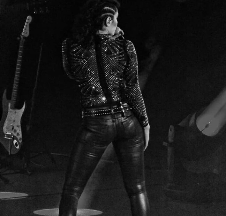 ChileAsh's tweet photo. Duraznito 🍑 @haashoficial 

#AshleyWeeK https://t.co/xv5Ow57qqz