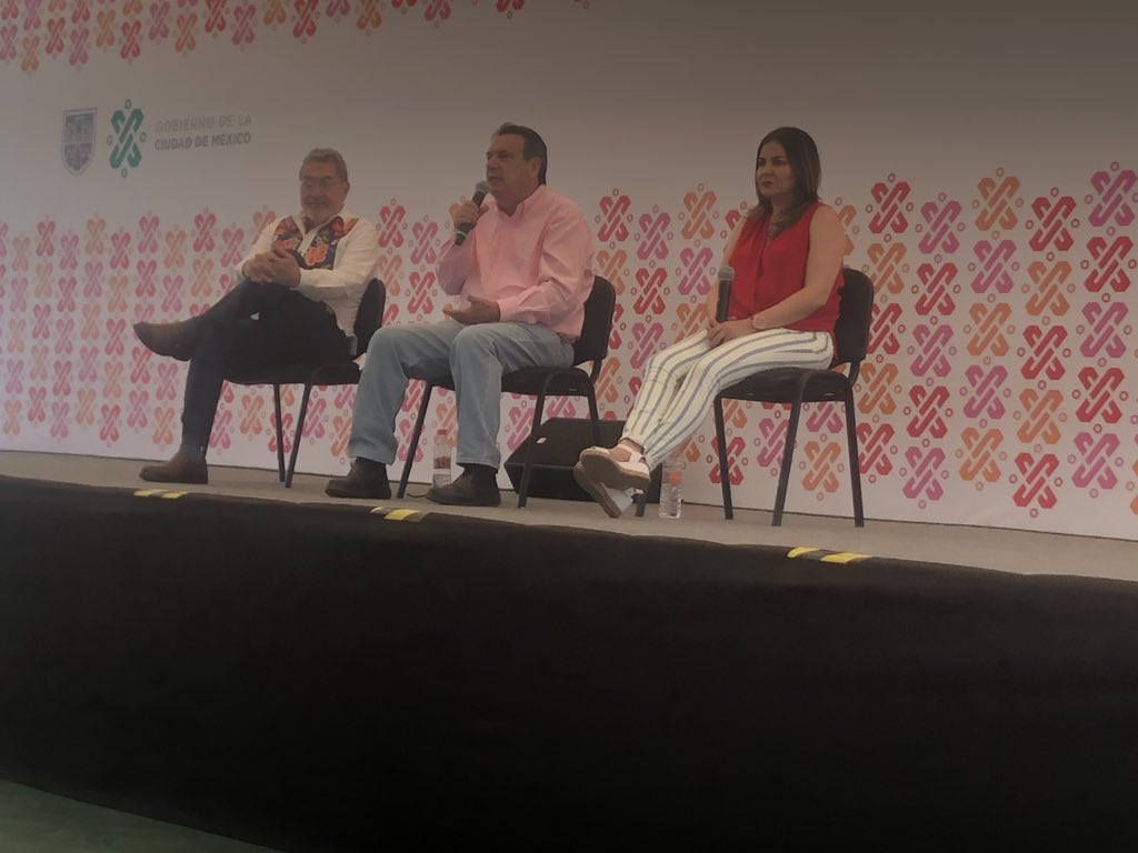 OfeliaAngulo_'s tweet photo. Hoy se presentó el Programa “Educación: El corazón de la política social de la CDMX” en el Parque Tezozomoc. Gracias UNAM, IPN y TecNM por acompañar este evento con actividades en la Feria de la Ciencia. Gracias a todos por asistir. https://t.co/2sq2vOnye9