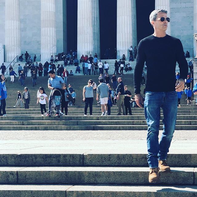 leebaldry's tweet photo. Walking into this week.... happy Monday’s!!!! ...... 😘
#mondaymotivation #liveyoung #feelyoung #lookyounger #mensskincare #men #skincare #malecosmetics #tips #instagood #instamale #instapic #eatwell #gymspiration https://t.co/lzm3SIJUWt https://t.co/lMw7VYQOHq