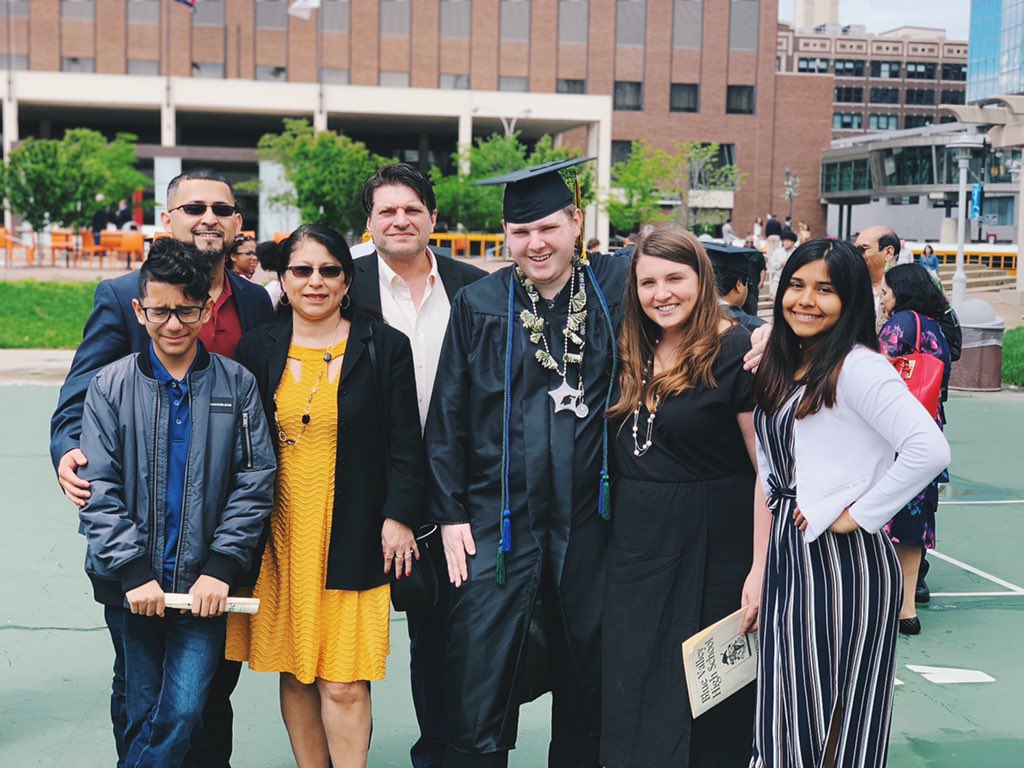 My brother graduated high shool today! 💛🎓🐯 #ByeBlueValley