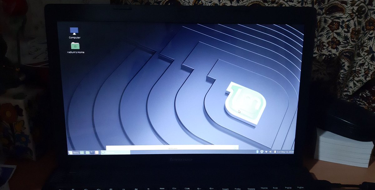 Mohm98Sh's tweet photo. Removing windows Microsoft and installing Mint🌿🐧 distro😎👍...
#mint_linux #linux #gnome #opensource #freesoftware #richardstallman
•What's you're idea?🤔
•Is it more optimized for Android Programming than other distros? https://t.co/jaejgVtsqG