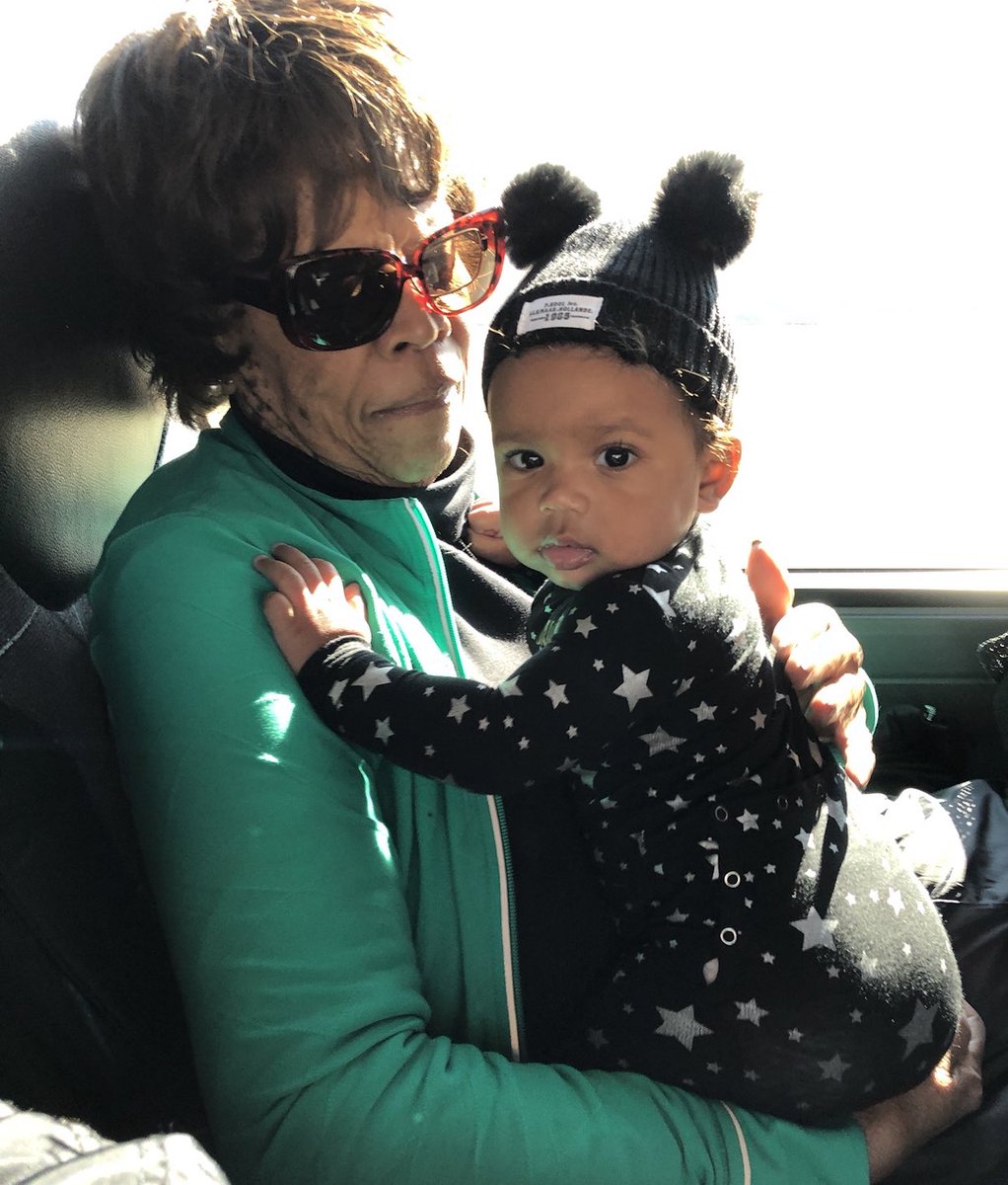 ciara's tweet photo. Grateful for the incredible Mommas and Grandmas in my life and my kids lives. You ladies are appreciated! Thank you ladies for the courage, wisdom and strength you instill in me. You all inspire me. #HappyMothersDay https://t.co/0qfaURbWBG