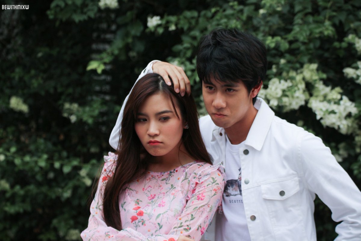 bewithmixw's tweet photo. รักกันแหละคู่นี้ ดูจากภาพแล้ว.... 

@pineare @wanut_mix

#เหมียวเหมียวของมิก
#wanutmixw
#pineare
#UWMAseries https://t.co/oVBjLjSG5I
