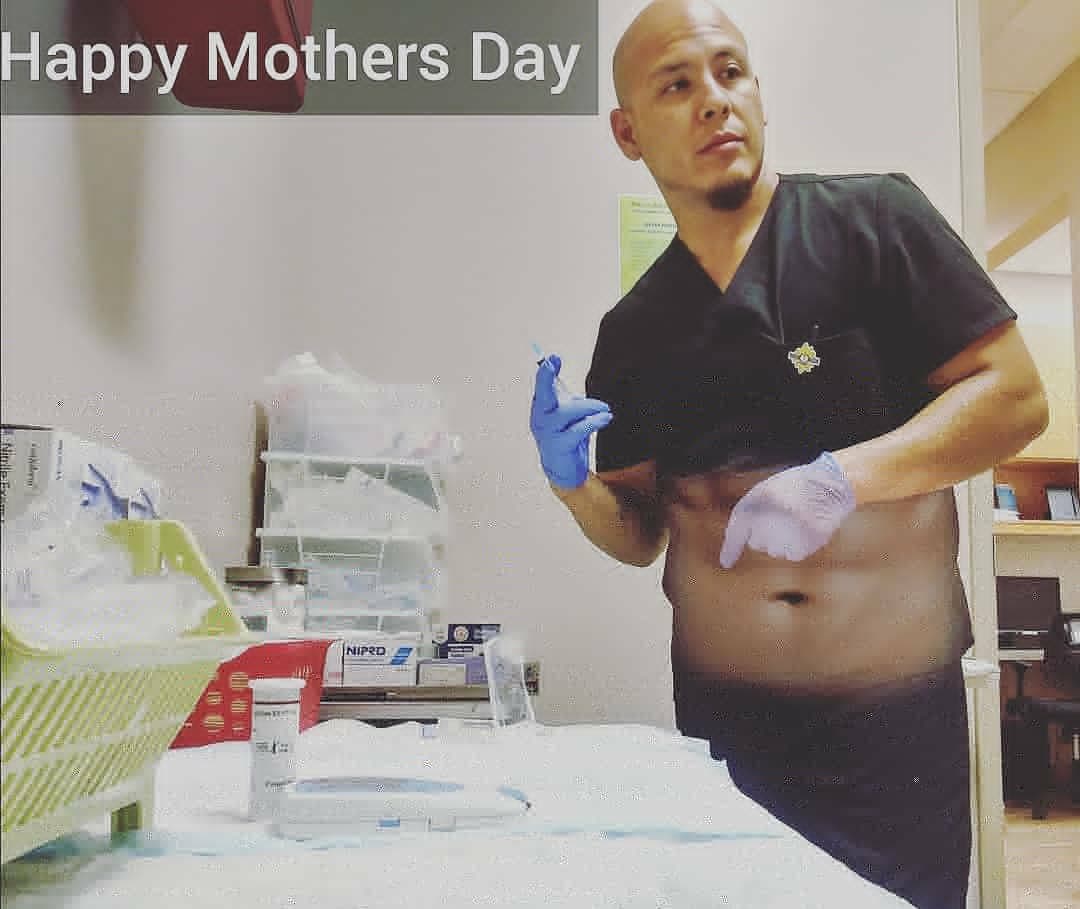 MrSanchezVEVO's tweet photo. 🔥Happy Mothers Day🔥
#MrSanchez 
#AMTA Member.
WebSite--> https://t.co/ppO8bzc5CO
I'll come to you for Table or Chair Massage, Private or Corporate EVENTS.

SPANISH- Eventos Privados Oh Corporativos.
#MassageTherapist #XRayTech #MothersDay #AbovePixels
#Massagingmuscles #FUNNY https://t.co/UttGTlSMQo