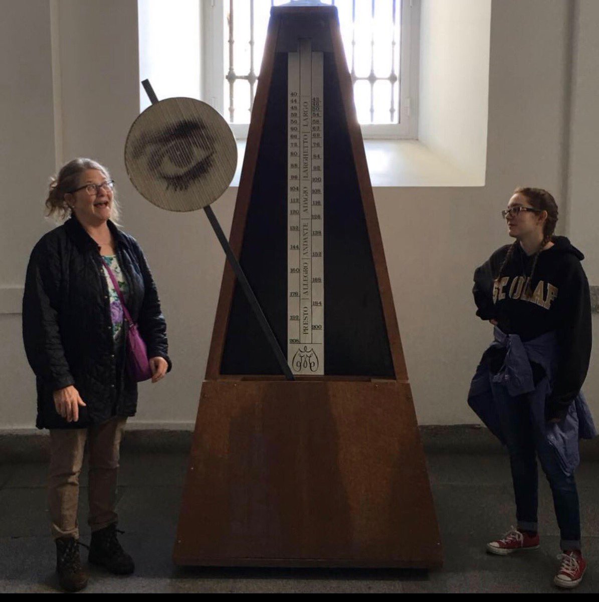 playinglesshurt's tweet photo. Don’t rush!! This will help you play in time! Giant #metronome at the Museo Reina Sofia in Madrid, Spain! #music https://t.co/0dXrqIw8Ha